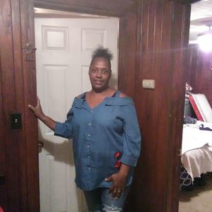 Meet your Posher, Janet